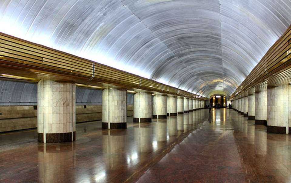 Stacje metra w Dnipro na Ukrainie. Fot. Artemiy Kosytuk