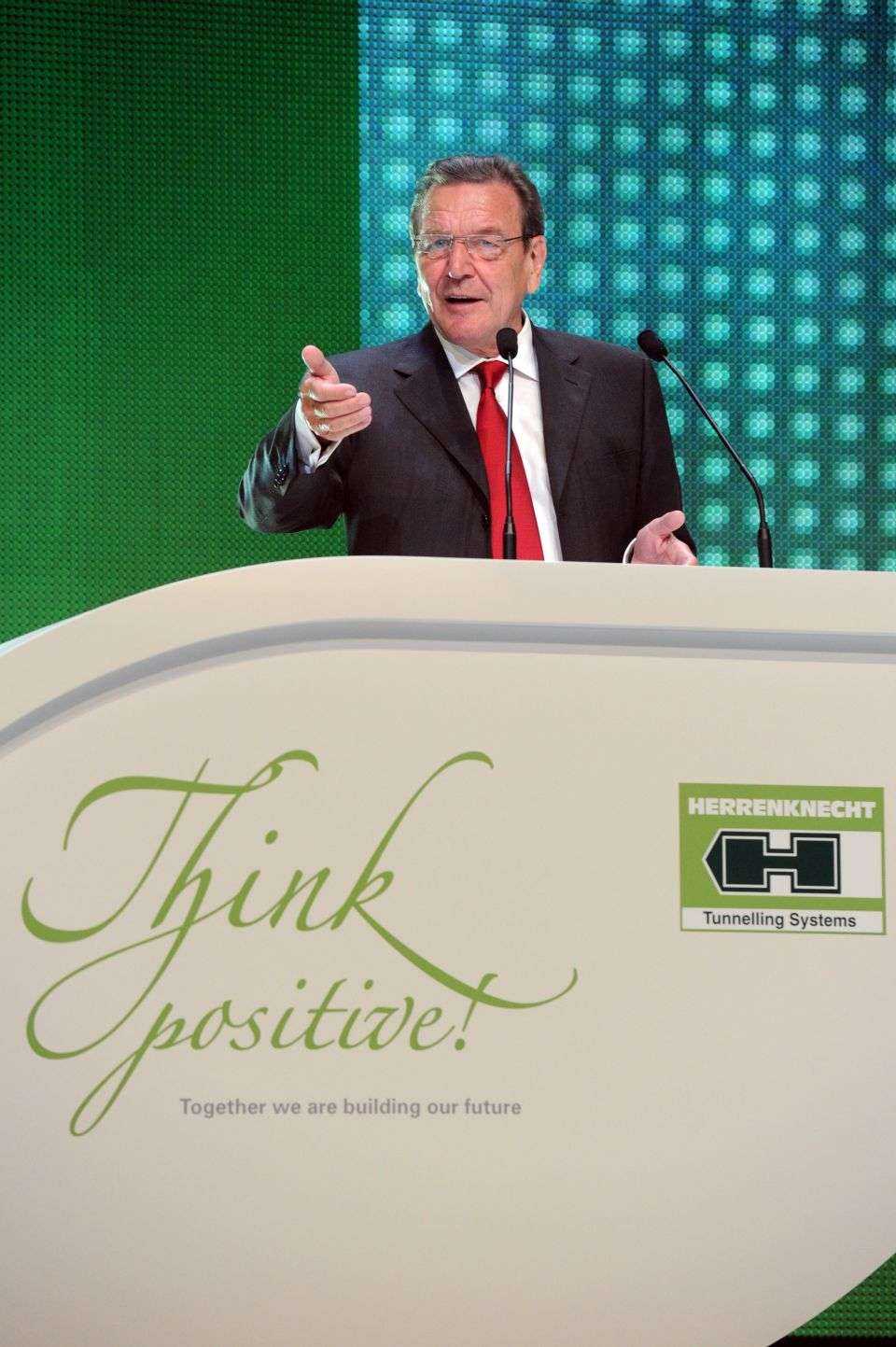 Były kanclerz Niemiec Gerhard Schröder. Fot. Herrenknecht AG