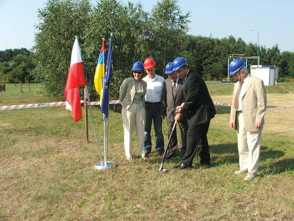Uroczyste wbicie łopaty / Fot. Oczyszczalnia Śródmieście, fs.zabrze.pl