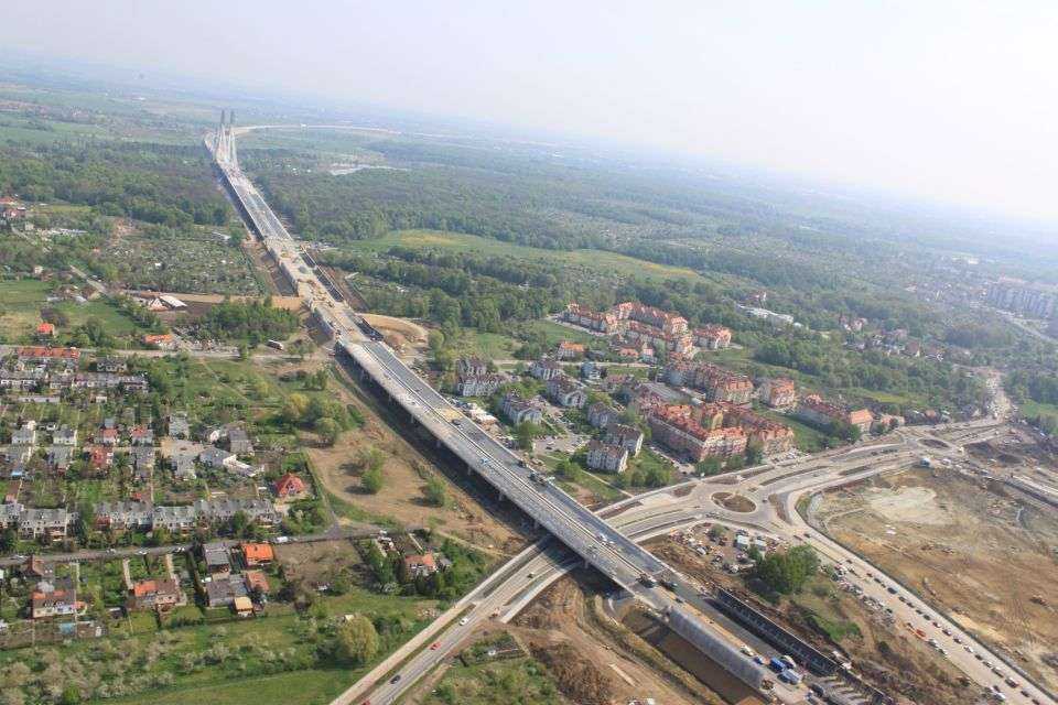 Obiekt WA 20, na horyzoncie most Rędziński S-N. Fot. W. Kluczewski; archiwum GDDKiA O/Wrocław