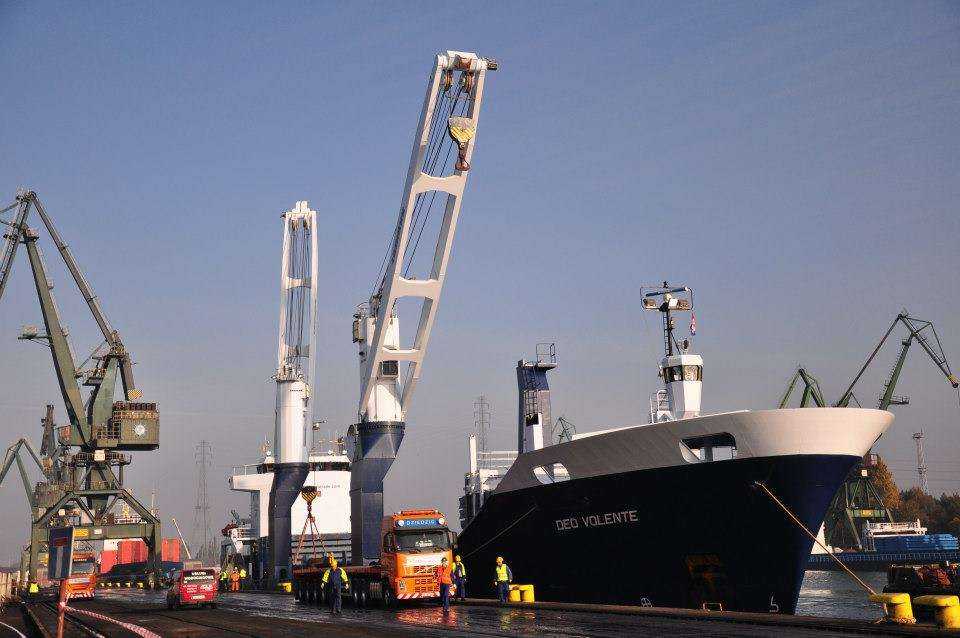 Rozładunek części TBM dla gdańskiego tunelu / Fot. z archiwum GIK sp. z o.o.