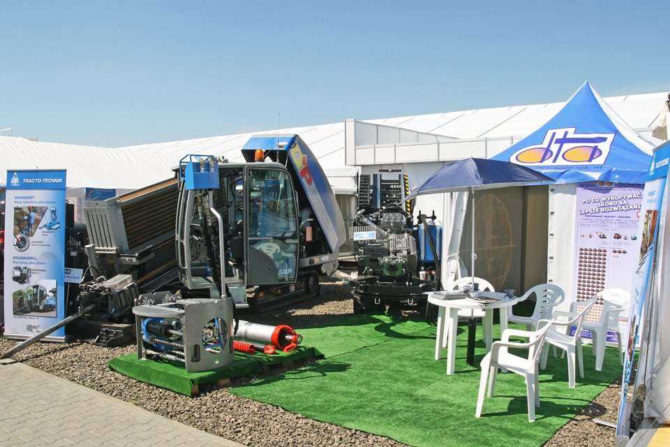 Wystawa maszyn i urządzeń w trakcie bydgoskich targów WOD-KAN 2011. Fot. www.inzynieria.com