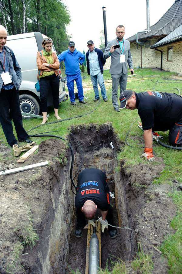 Załoga Terra Thaler Sebastian Grygorcewicz w czasie pracy. Fot. Quality Studio dla www.inzynieria.com