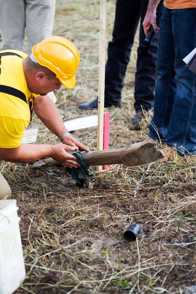 ZRB Janicki - pierwsza firma kończy wiercenie pilotowe z dokładnością 80 cm od celu  fot. inzynieria.com