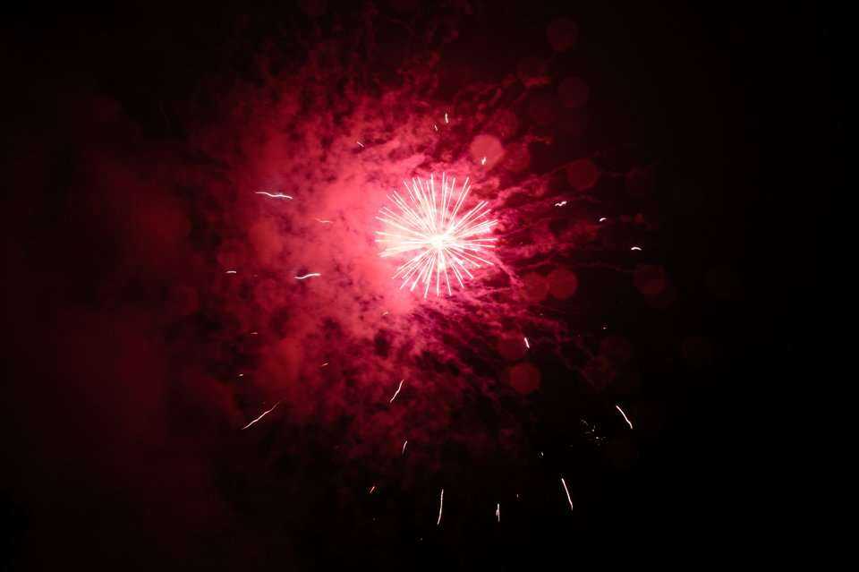 Pokaz ogni sztucznych z okazji dziesięciolecia Konferencji. Fot. Quality Studio dla www.inzynieria.com