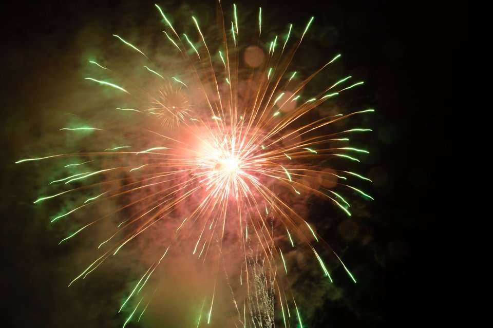 Pokaz ogni sztucznych z okazji dziesięciolecia Konferencji. Fot. Quality Studio dla www.inzynieria.com