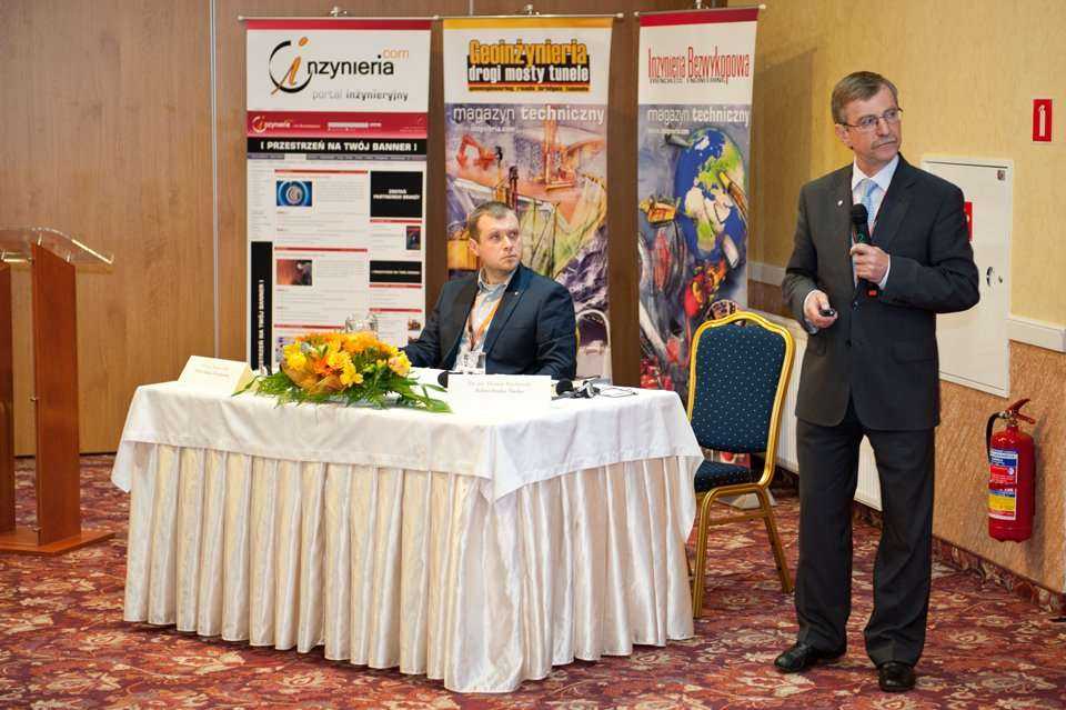 Analiza porównawcza metod wykonania sieci wodociągowej w technologiach bezwykopowych - dr inż. Florian Piechurski, Politechnika Śląska. Fot. Quality Studio dla www.inzynieria.com