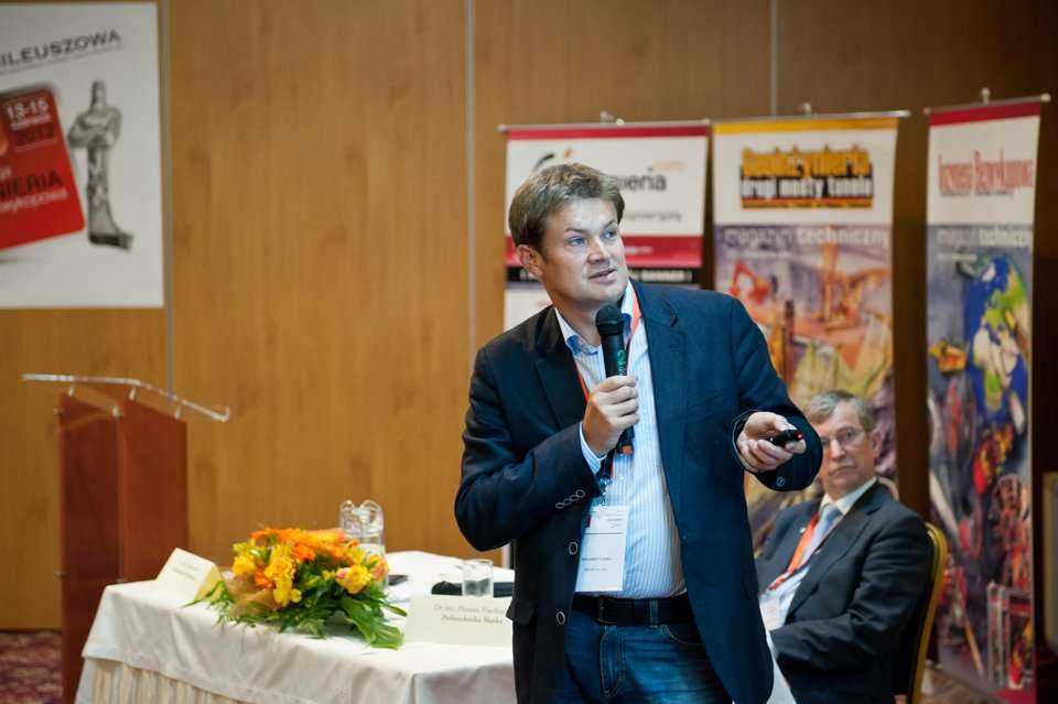 Technologia płynów wiertniczych w wielkośrednicowych przewiertach HDD - Krzysztof Czudec, HEADS sp. z o.o. Fot. Quality Studio dla www.inzynieria.com