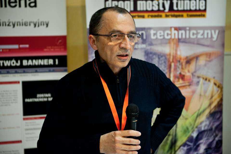 Panel dyskusyjny dotyczący technologii bezwykopowych w rehabilitacji przewodów grawitacyjnych. Aleksander Sejud, Z-ca Kierownika Działu Kanalizacji, Jastrzębski Zakład Wodociągów i Kanalizacji S.A. Fot. Quality Studio dla www.inzynieria.com