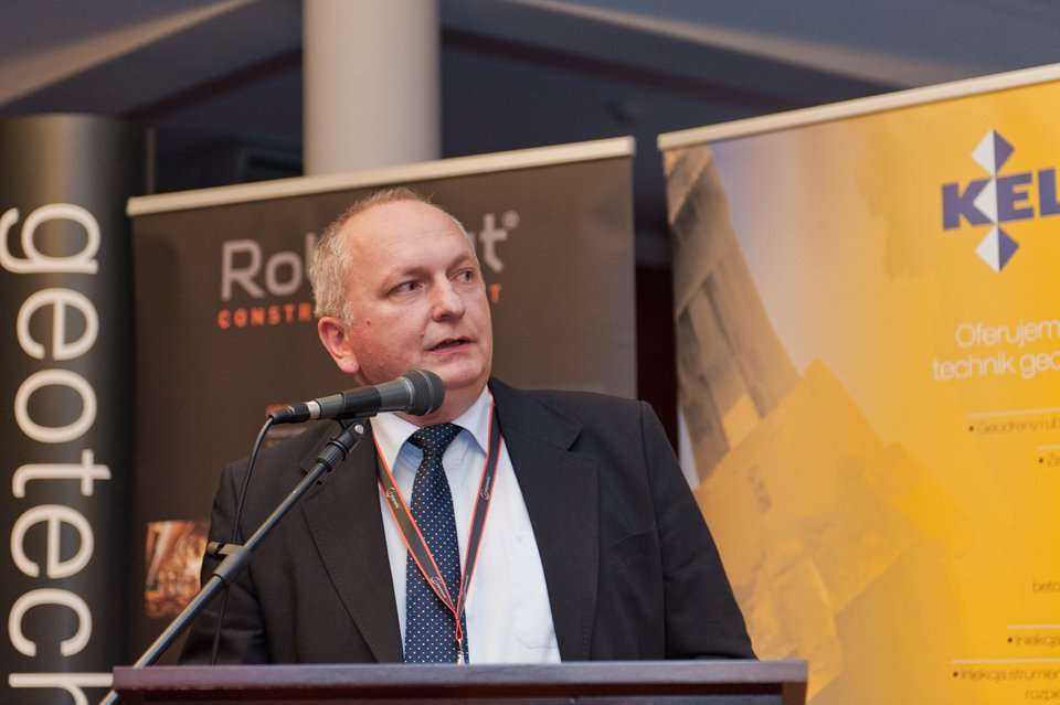 Małe i wielkie fundamenty na żelbetowych palach prefabrykowanych wbijanych - dr inż. Dariusz Sobala, Aarsleff sp. z o.o. / fot. <a href='http://www.quality-studio.com' target='_blank'>Quality Studio</a> dla www.inzynieria.com