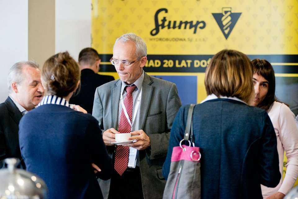 Stoiska firmowe podczas I Konferencji Budownictwo Podziemne 2015 / Dyskusje kuluarowe / fot. <a href='http://www.quality-studio.com' target='_blank'>Quality Studio</a> dla www.inzynieria.com