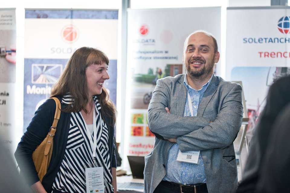 Stoiska firmowe podczas I Konferencji Budownictwo Podziemne 2015 / Dyskusje kuluarowe / fot. <a href='http://www.quality-studio.com' target='_blank'>Quality Studio</a> dla www.inzynieria.com