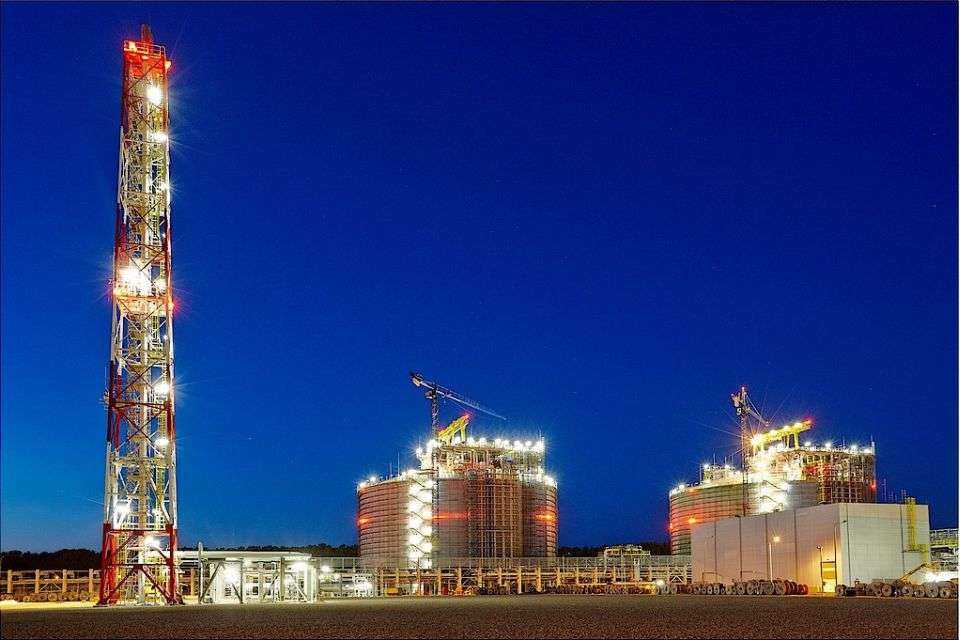 Budowa gazoportu w Świnoujściu - sierpień/wrzesień 2015 r. Fot. Polskie LNG S.A.