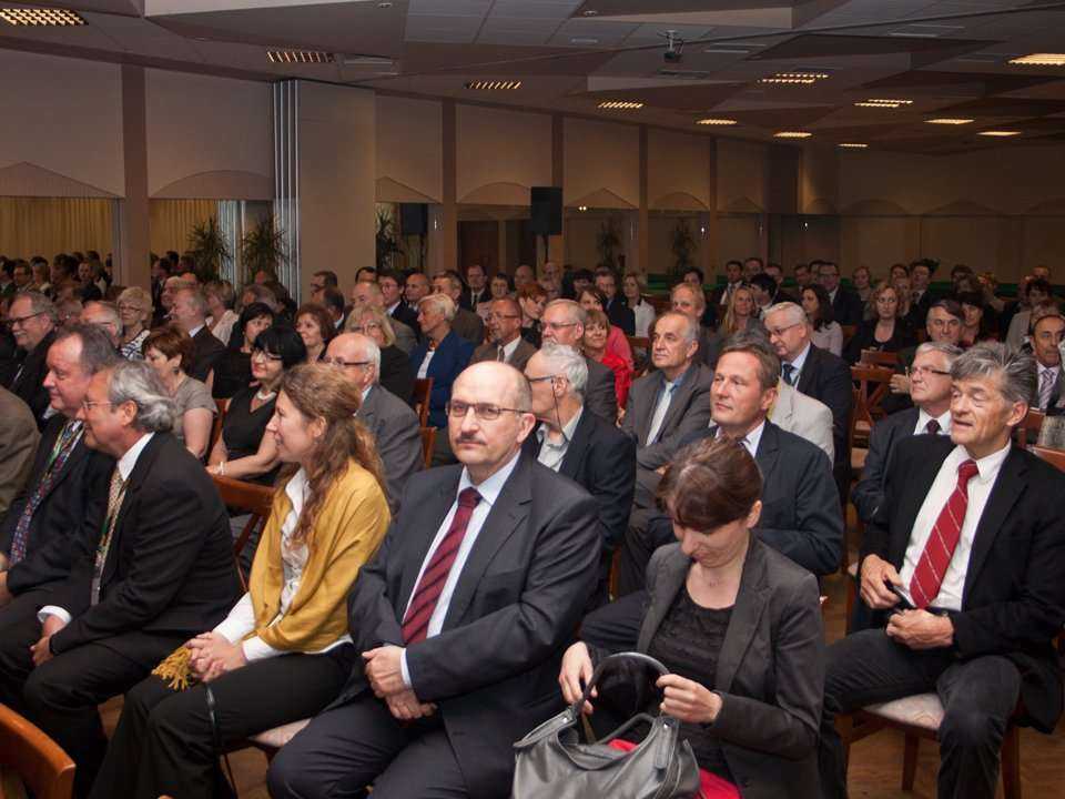 XXIV Międzynarodowa Konferencja Naukowo-Techniczna - DRILLING-OIL-GAS AGH 2013
