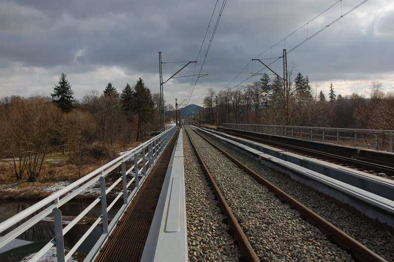 Remonty i modernizacja mostów kolejowych w 2015 r. Fot. PKP Polskie Linie Kolejowe S.A.