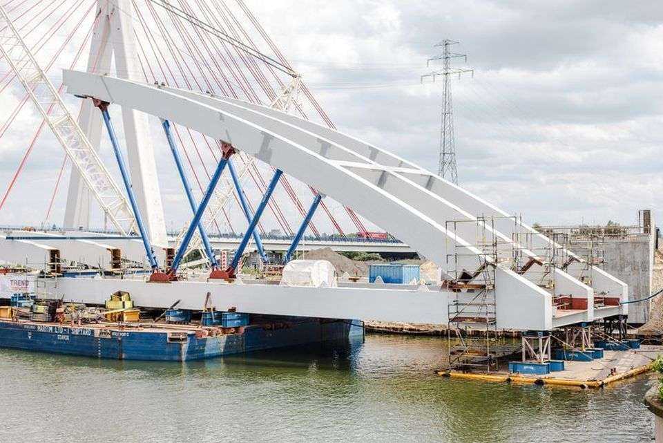 Most kolejowy nad Martwą Wisłą. Fot. PKP PLK S.A.