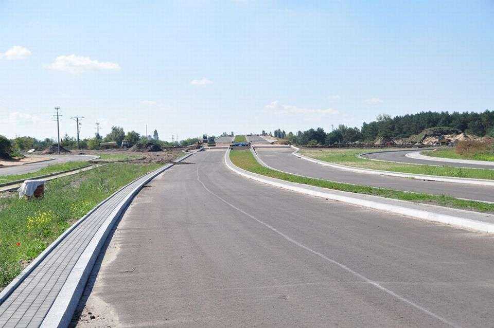 Drogi dojazdowe - lewy brzeg. Stan na wrzesień 2012 / fot. Link PR