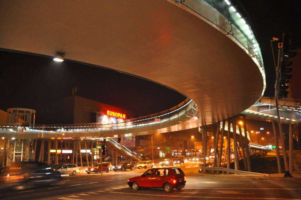 Pierścieniowa kładka dla pieszych w Rzeszowie. Fot. z archiwum Skanska S.A.