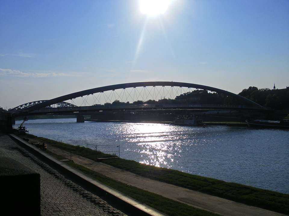 Budowa kładki - stan na 13.08.2010; fot.: inzynieria.com