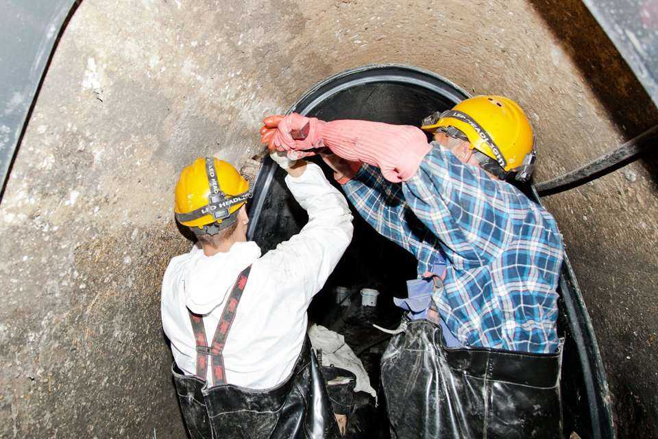 Bezwykopowa modernizacja kanału dzwonowego w Krakowie - nowe zdjęcia z budowy