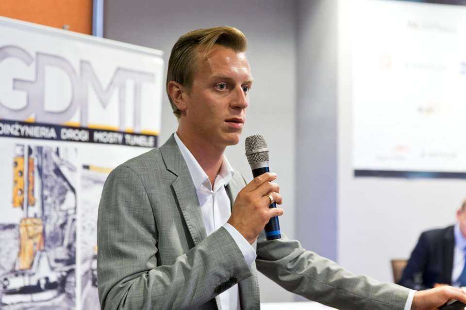 Mateusz Witczyński, ASTALDI S.p.A. S.A. Oddział w Polsce. Referat pt. 'Innowacyjne rozwiązania w budownictwie podziemnym na przykładzie budowy centralnego odcinka II linii metra w Warszawie, Multimodalnego Dworca Łódź Fabryczna, trasy szybkiego ruchu S2 P