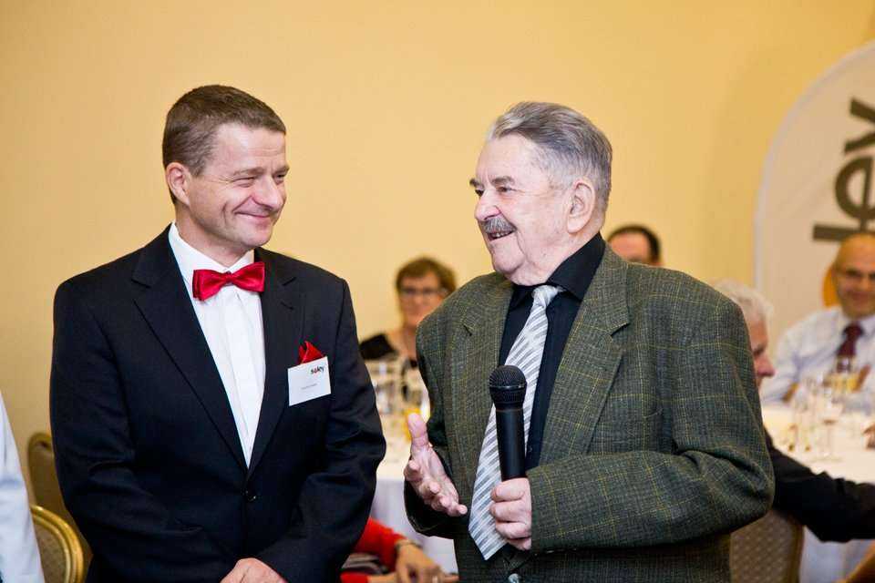 Przemowy i składanie życzeń Jubilatowi / fot. <a href='http://www.quality-studio.com' target='_blank'>Quality Studio</a> dla www.inzynieria.com