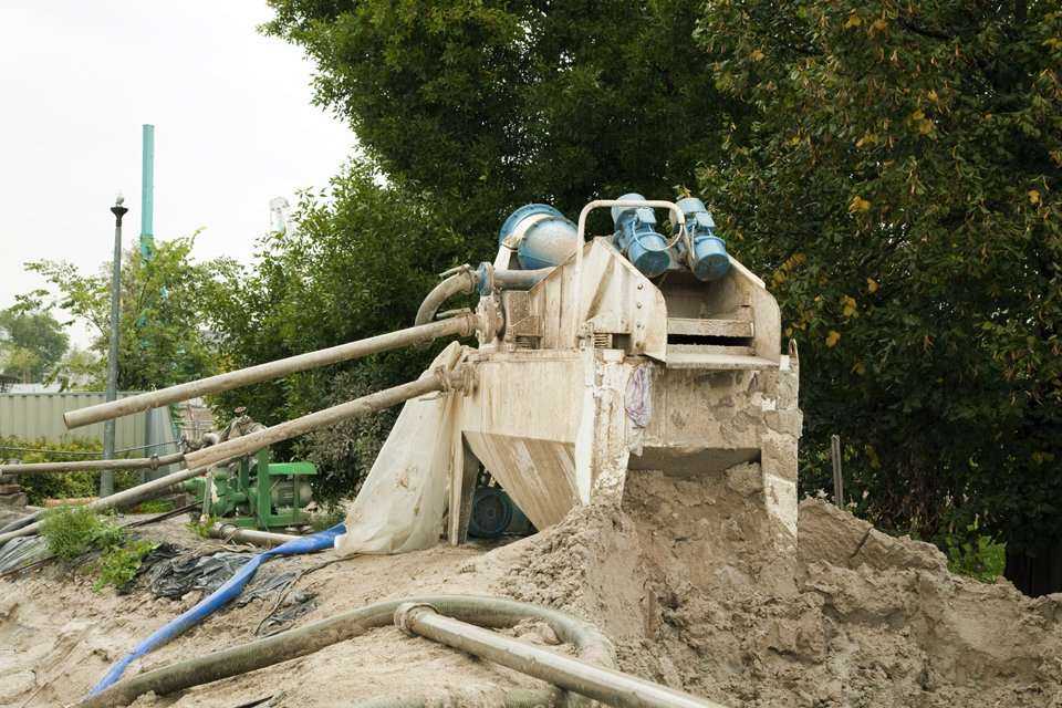 Budowa stacji Powiśle - stan na 25.08.2011 r. / fot. inzynieria.com