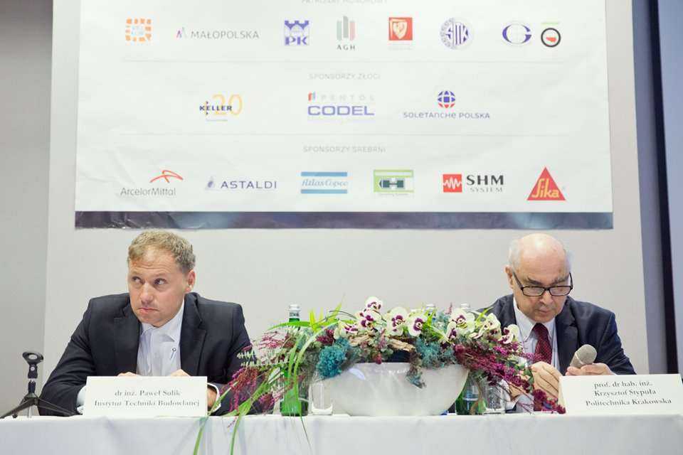 dr inż. Paweł Sulik, Instytut Techniki Budowlanej; prof. dr hab. inż. Krzysztof Stypuła, Politechnika Krakowska. Obrady w trakcie Konferencji Budownictwo Podziemne 2016 / fot. <a href='http://www.quality-studio.com' target='_blank'>Quality Studio</a> dla 