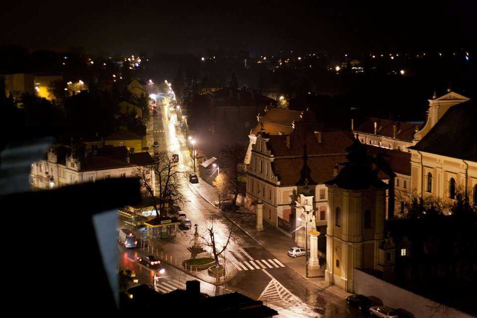 Sandomierz nocą - widok z Bramy Opatowskiej / fot. <a href='http://www.quality-studio.com' target='_blank'>Quality Studio</a> dla www.inzynieria.com