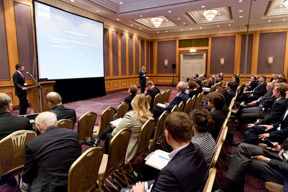 Obrady podczas konferencji / fot. <a href='http://www.quality-studio.com' target='_blank'>Quality Studio</a> dla www.inzynieria.com