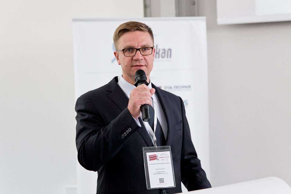 Uroczyste otwarcie Konferencji - Paweł Kośmider, prezes Wydawnictwa Inżynieria sp. z o.o. / fot. <a href='http://www.quality-studio.com' target='_blank'>Quality Studio</a> dla www.inzynieria.com