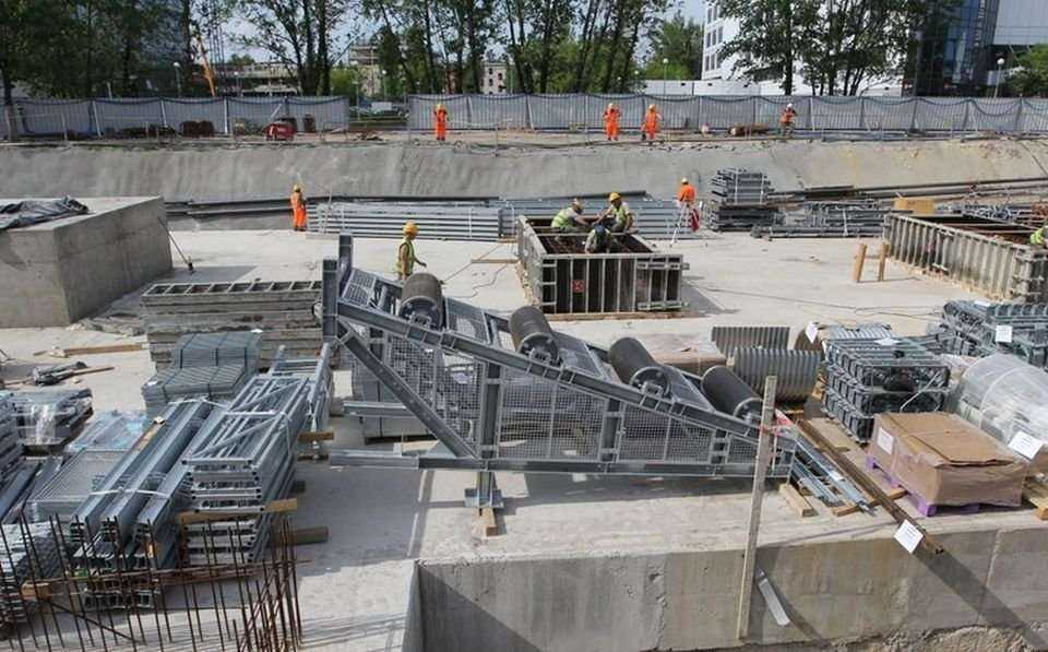 Multicar na stacji C09. Fot.  z archiwum AGP Metro Polska / stan na 14.05.2012 r.