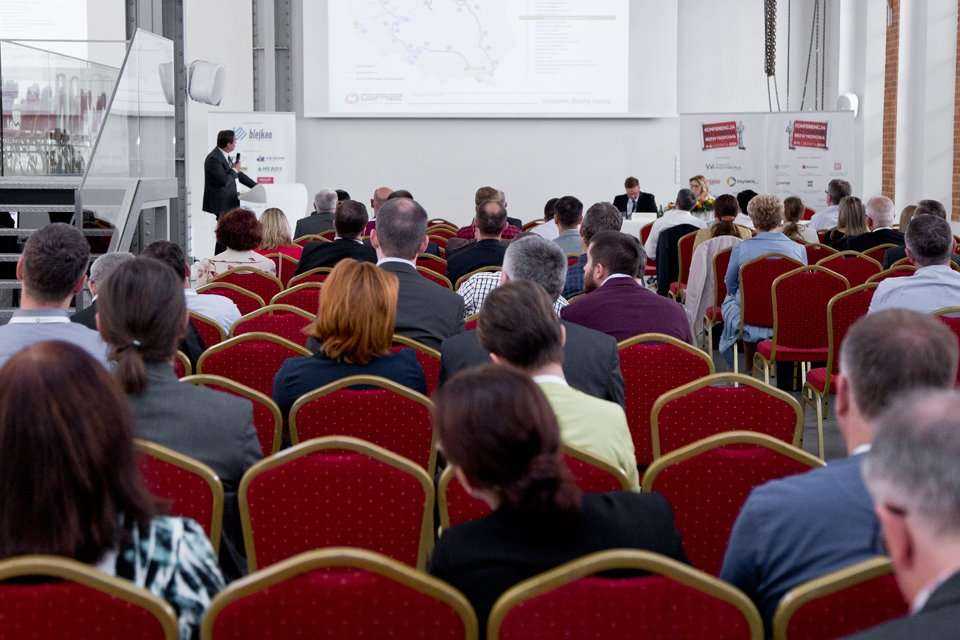 Sesja plenarna / fot. <a href='http://www.quality-studio.com' target='_blank'>Quality Studio</a> dla www.inzynieria.com