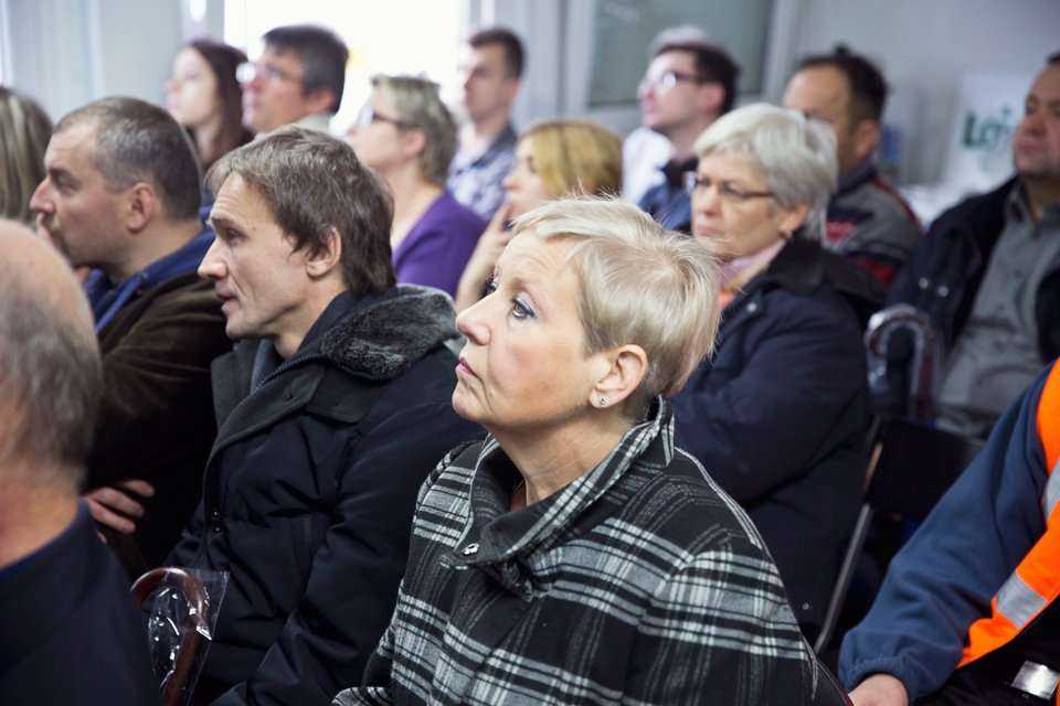 Pokaz odcinka kanalizacji zbudowanego z rur żelbetowych z okładziną PEHD o profilu jajowym – największych z oferty HABA-Beton. Fot. <a href='http://www.quality-studio.com' target='_blank'>Quality Studio</a> dla www.inzynieria.com