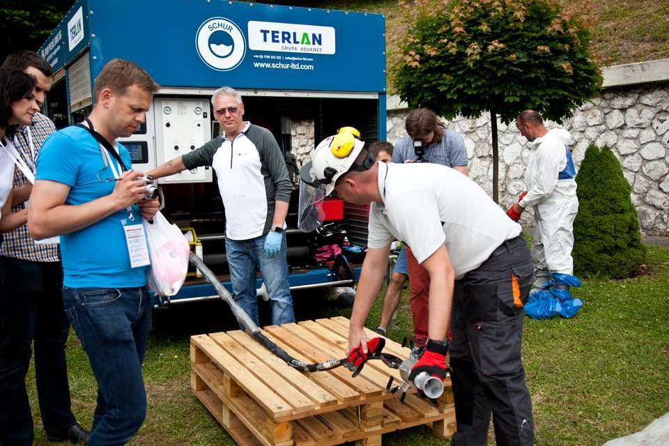 Aplikacja powłoki polimocznikowej 3M™ Scotchkote™ 2400 – Terlan sp. z o.o. / 3M Poland sp. z o.o. / fot. <a href='http://www.quality-studio.com' target='_blank'>Quality Studio</a> dla www.inzynieria.com