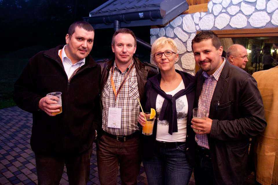 Kolacja grillowa, w trakcie której odbył się pokaz barmański ufundowany przez firmę Herrenknecht AG / fot. <a href='http://www.quality-studio.com' target='_blank'>Quality Studio</a> dla www.inzynieria.com