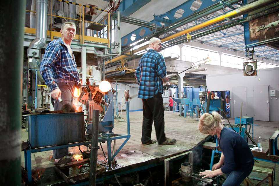 Wycieczka do Huty Szkła Zawiercie / fot. <a href='http://www.quality-studio.com' target='_blank'>Quality Studio</a> dla www.inzynieria.com