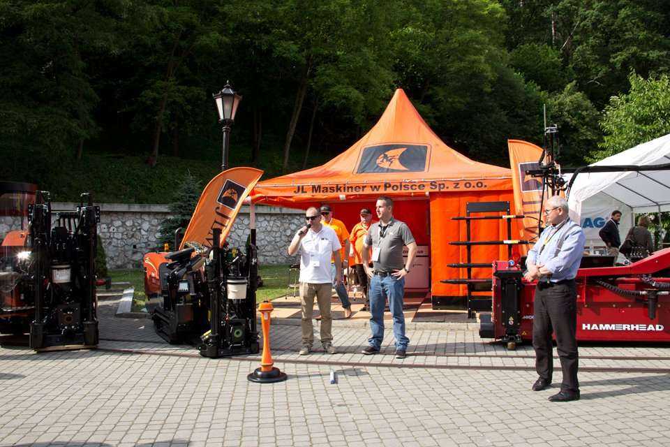 Pokaz firmy JL Maskiner w Polsce sp. z o.o. podczas warsztatów / fot. <a href='http://www.quality-studio.com' target='_blank'>Quality Studio</a> dla www.inzynieria.com