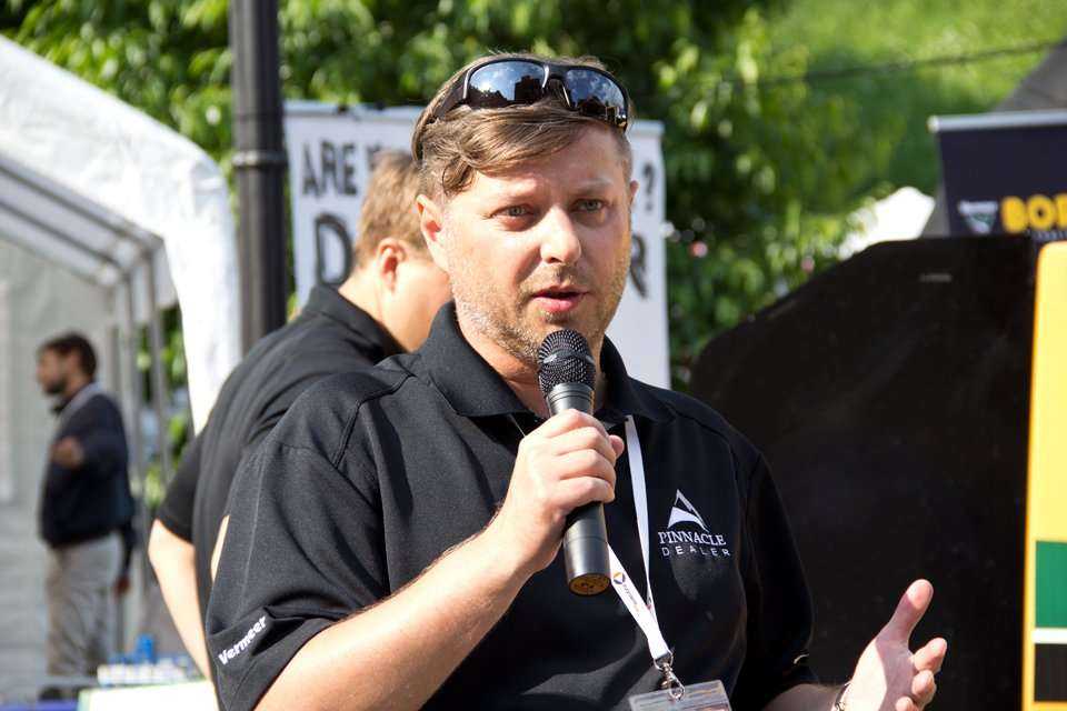 Pokaz firmy BH RUDA Trading International podczas warsztatów / fot. <a href='http://www.quality-studio.com' target='_blank'>Quality Studio</a> dla www.inzynieria.com