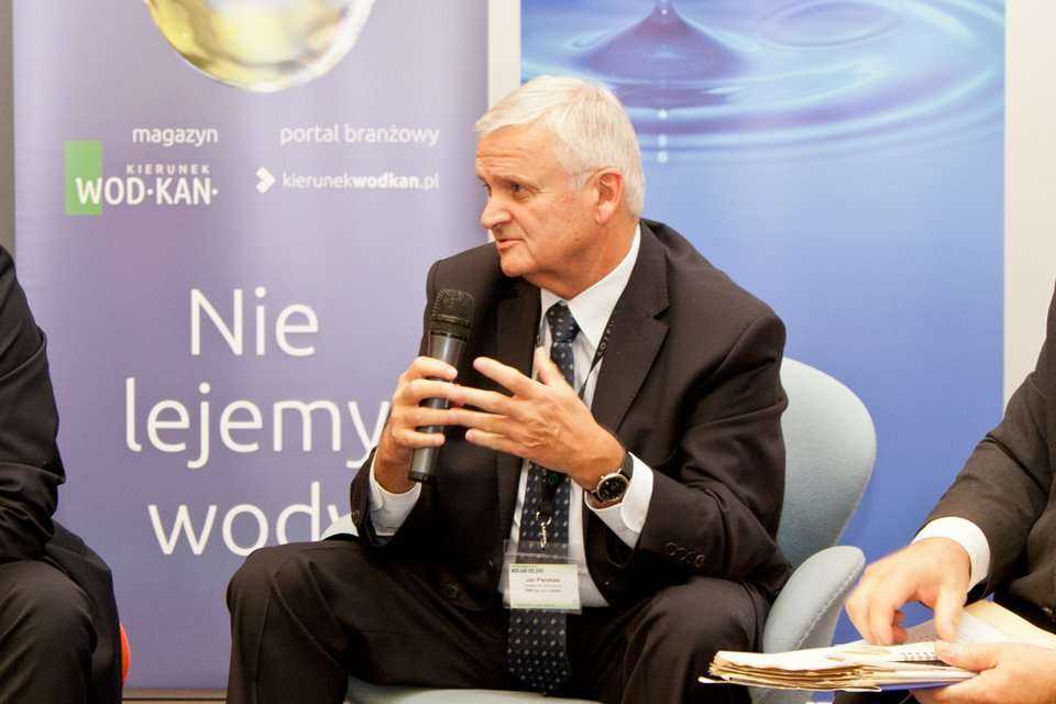 Debatana temat służebności przesyłu. Jan Pierzkała - dyrektor ds. Technicznych Przedsiębiorstwa Wodociągów i Kanalizacji sp. z o.o. w Olsztynie / fot. www.inzynieria.com