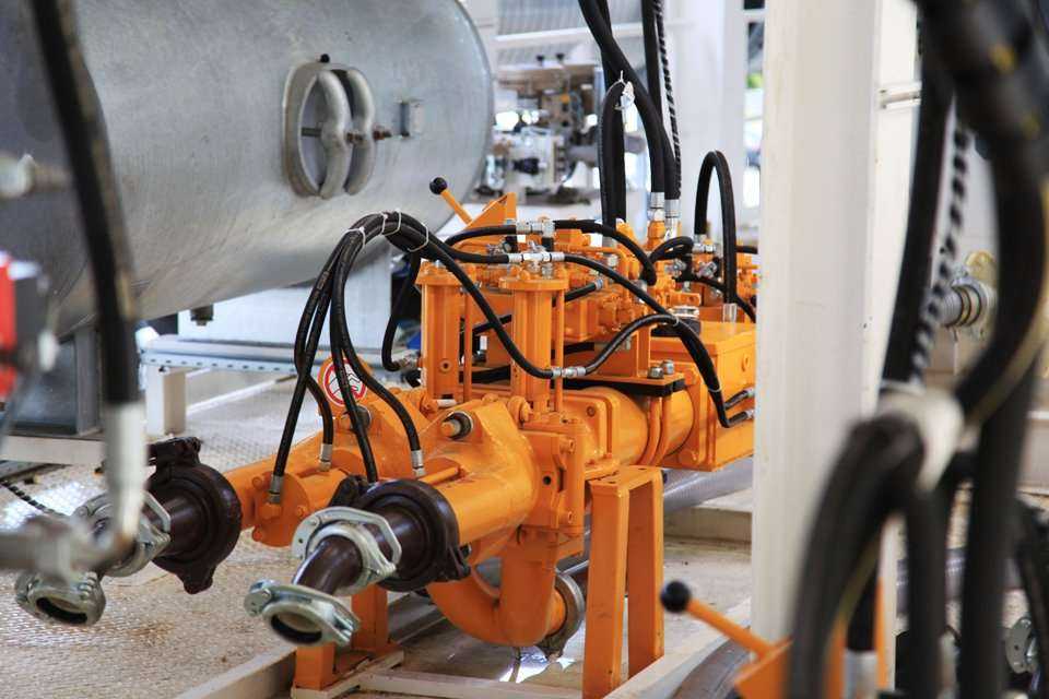 Pompa iniekcyjna
 / fot. <a href='http://www.quality-studio.com' target='_blank'>Quality Studio</a> dla www.inzynieria.com (13 września 2012 r.)