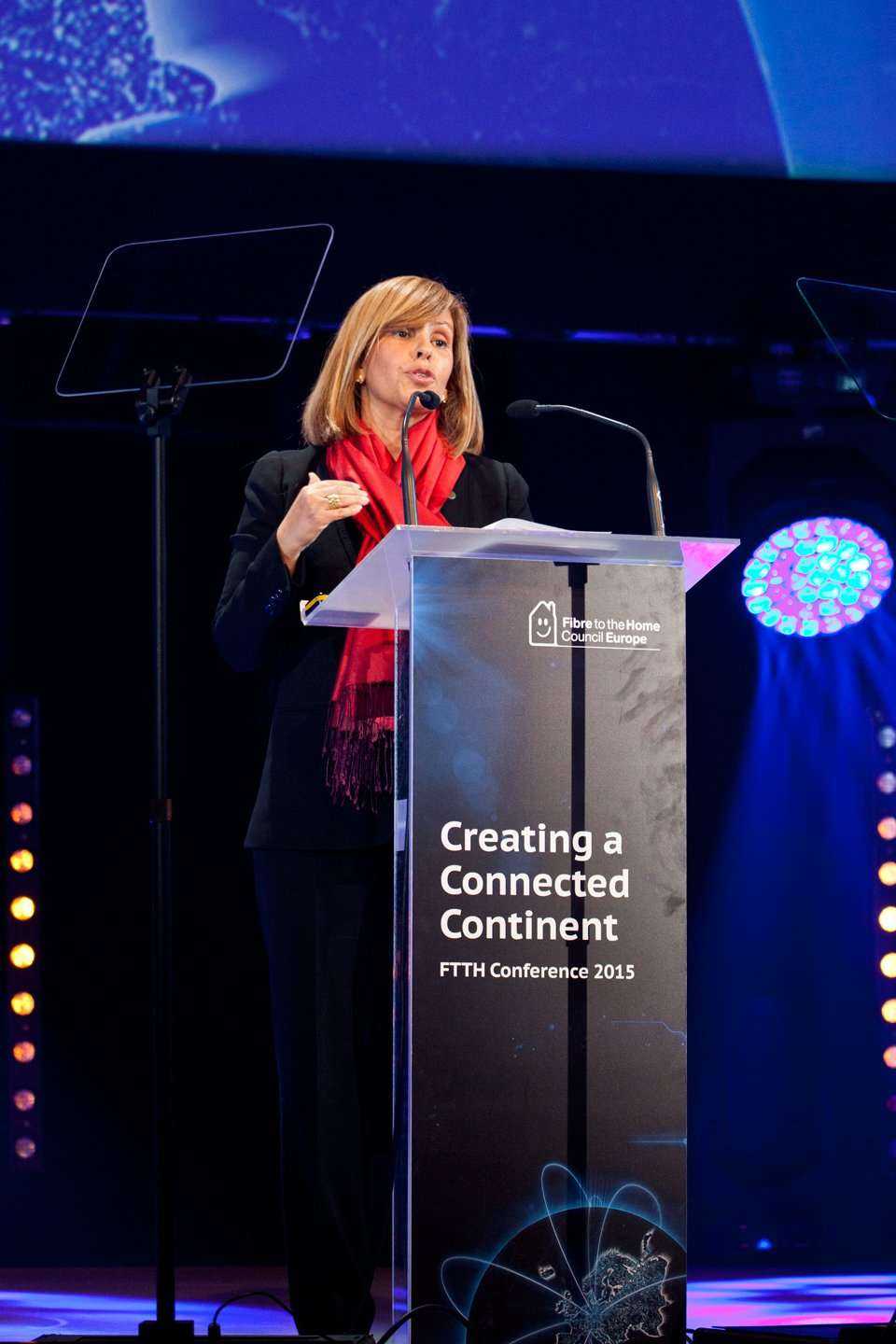 Prof. Fatima Barros -  BEREC / fot. <a href='http://www.quality-studio.com' target='_blank'>Quality Studio</a> dla www.inzynieria.com