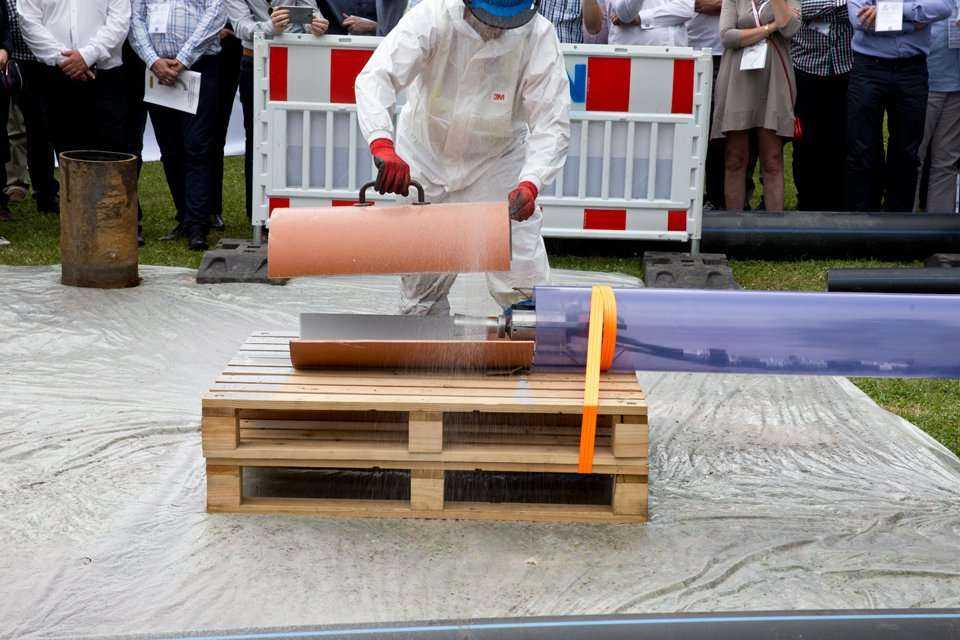 Aplikacja powłoki polimocznikowej 3M™ Scotchkote™ 2400 – Terlan sp. z o.o. / 3M Poland sp. z o.o. / fot. <a href='http://www.quality-studio.com' target='_blank'>Quality Studio</a> dla www.inzynieria.com