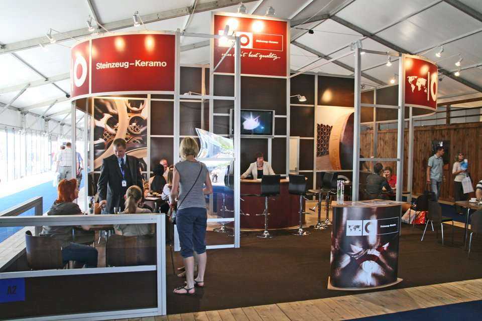 Wystawa maszyn i urządzeń w trakcie bydgoskich targów WOD-KAN 2011. Fot. www.inzynieria.com