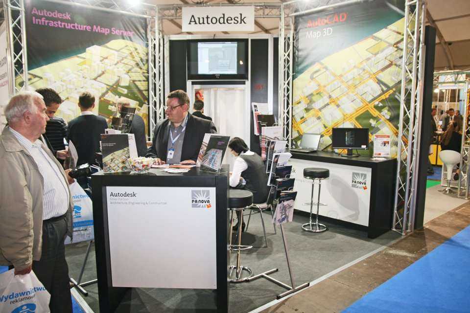 Wystawa maszyn i urządzeń w trakcie bydgoskich targów WOD-KAN 2011. Fot. www.inzynieria.com