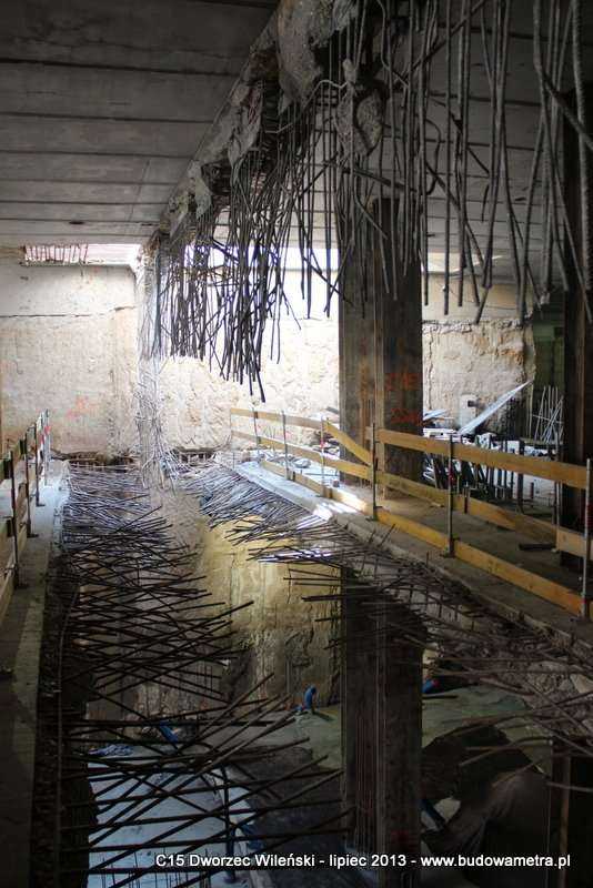 fot. M. Żuchowski, B. Janaszek, R. Adamczyk, P. Młynarski - z archiwum AGP Metro Polska (październik 2013)