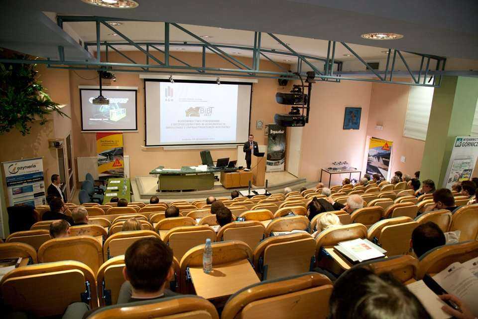 Obrady fot. Quality Studio dla www.inzynieria.com