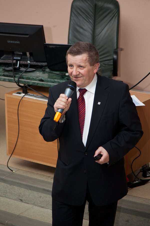 Dziekan Wydziału Górnictwa i Geoinżynierii AGH - prof. dr hab. inż. Piotr Czaja fot. Quality Studio dla www.inzynieria.com