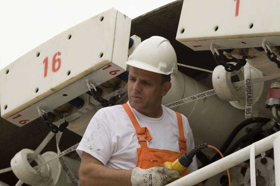 Montaż urządzenia TBM na stacji Rondo Daszyńskiego  / fot. inzynieria.com