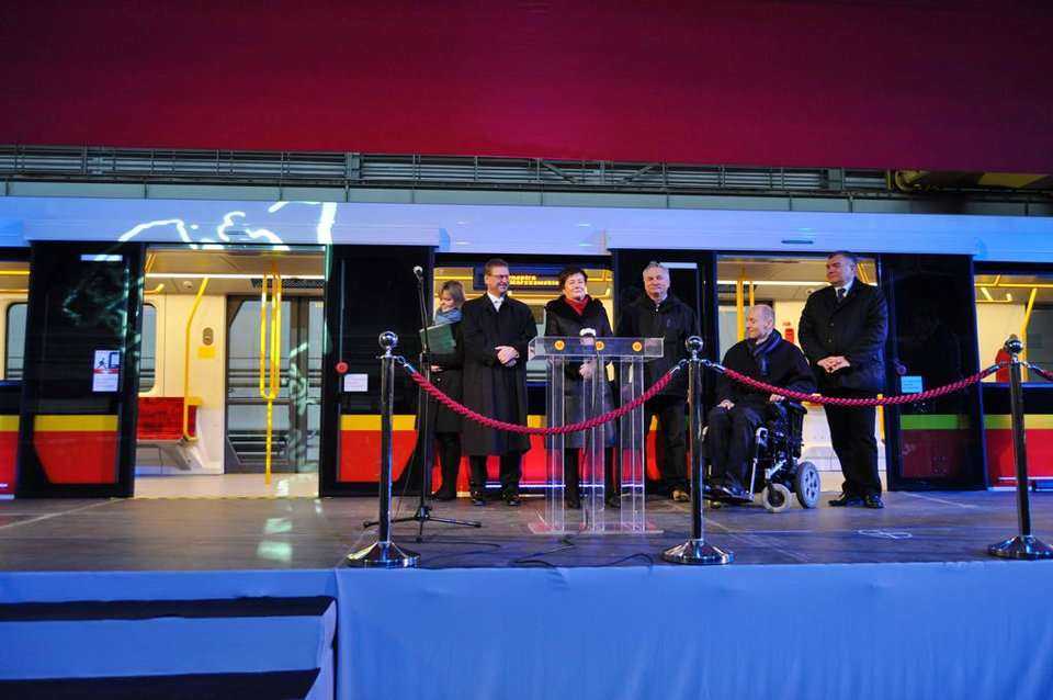 Nowe pociągi warszawskiego metra